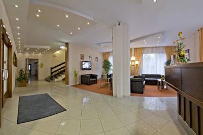 Palatinus Szálló Sopron - szállás megfizethető áron az osztrák határ mellett - Hotel Palatinus Sopron - Hotel Palatinus Sopron - Palatinus Szálló Sopron belvárosában megfizethető áron