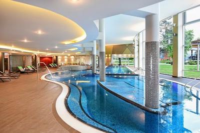 Azúr Prémium Hotel Siófokon nagy wellness részleggel - ✔️ Azúr Prémium Hotel Siófok ✔️ 5* wellness hotel Siófokon