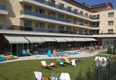 ✔️ Napozó a Balneo Thermal Hotel Zsóry szállodában - ✔️ Balneo Hotel Zsori Mezőkövesd ✔️ Balneo Thermal Hotel 4*!