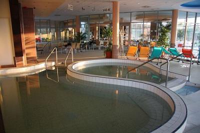 ✔️ Termálvizes medence a Balneo Hotel Zsóry Mezőkövesd - ✔️ Balneo Hotel Zsori Mezőkövesd ✔️ Balneo Thermal Hotel 4*!