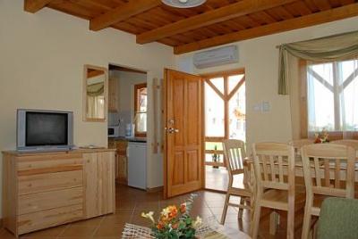 Luxus légkondícionált bungaló terasszal Cserkeszőlőn, Budapesttől 140 km-re - ✔️ Bungaló Aqua SPA Cserkeszőlő - Akciós faházak Cserkeszőlőn