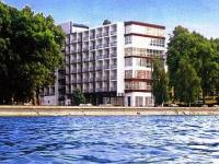 Siófok Hotel Hungária közvetlenül a Balaton partján 
