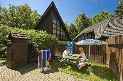 Bungaló a 4 csillagos Klub Tihany üdülőfalu-komplexumban - ✔️ Club Tihany Bungalows**** ✔️ Akciós faházak a Balatonnál!