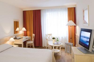 Mercure City Center Budapest - Mercure hotel a sétáló utcában - Mercure Budapest City Center - ✔️ Mercure Budapest City Center**** - Akciós hotel Budapest belvárosban a Váci utcában