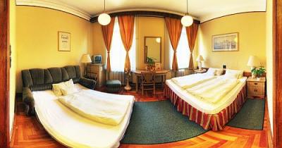 Hotel Omnibusz*** szép és olcsó kétágyas szobája - Hotel Omnibusz*** Budapest - olcsó szálloda az Üllői úton a repülőtér és a centrum között