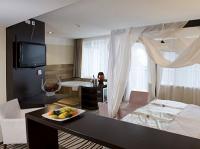 Hotel Ózon luxus baldachinos, jacuzzis szobája panorámás kilátással