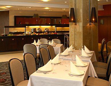 ✔️Hunguest Saliris Wellness Hotel akciós áron félpanzióval - ✔️ Hunguest Saliris Egeraszalók ✔️ Hotel Saliris akció!